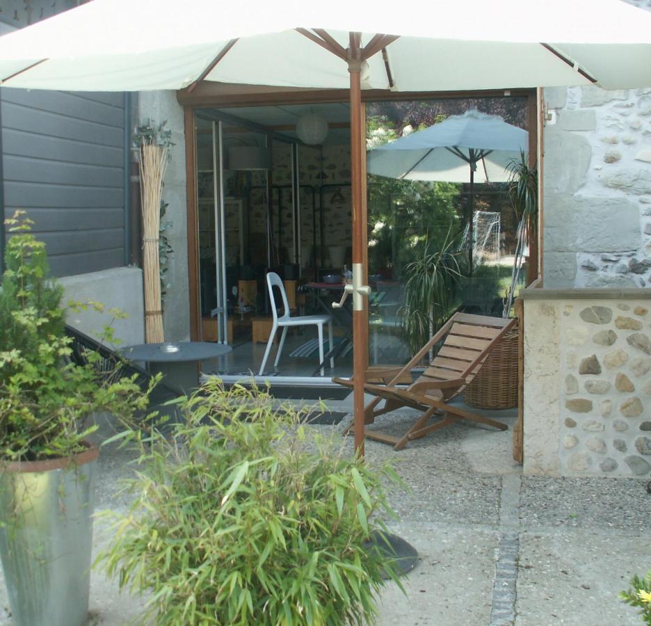 Escapade Champetre Bed & Breakfast Hauteville-sur-Fier Eksteriør bilde
