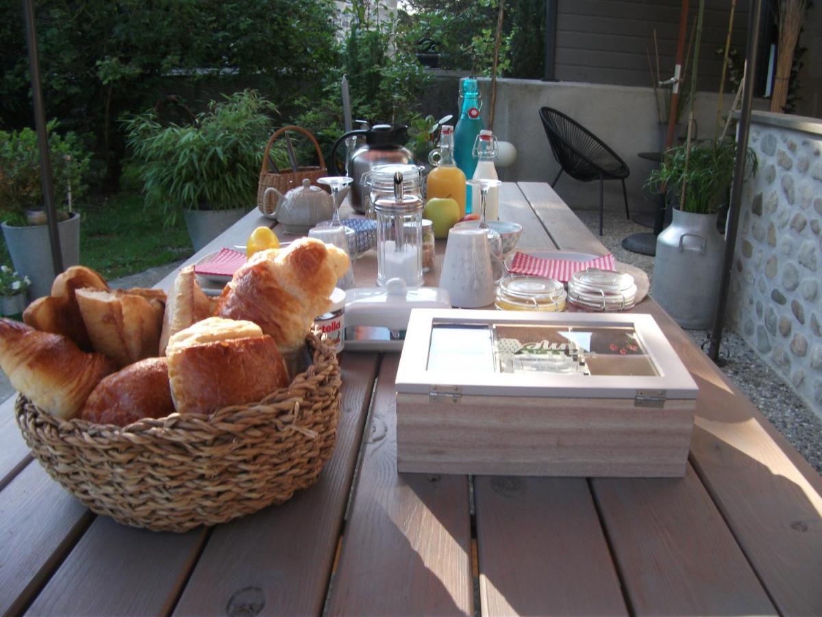 Escapade Champetre Bed & Breakfast Hauteville-sur-Fier Eksteriør bilde