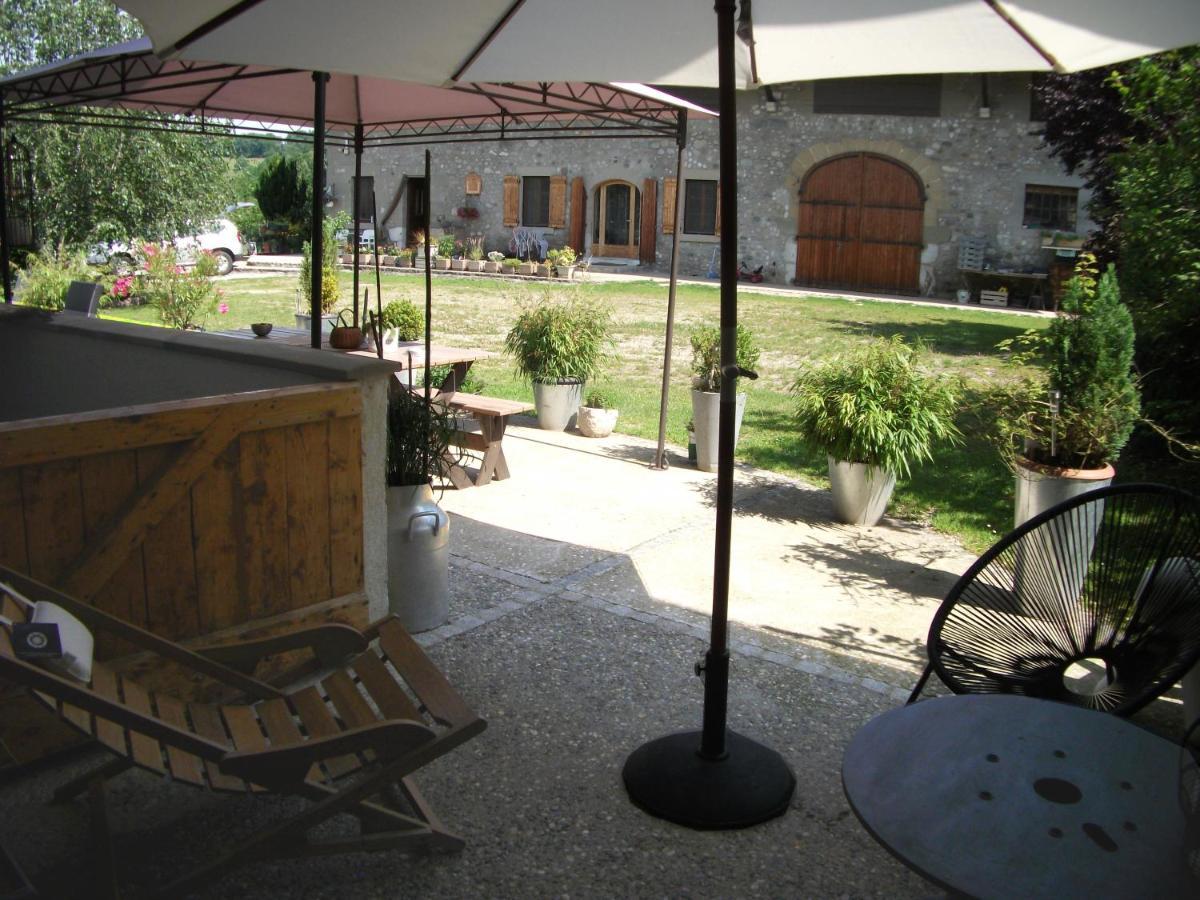 Escapade Champetre Bed & Breakfast Hauteville-sur-Fier Eksteriør bilde